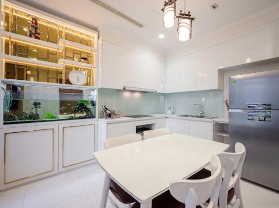 הו צ'י מין סיטי Enay Apartment - Vinhomes Central Park - Landmark מראה חיצוני תמונה